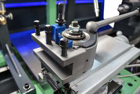 Tours industriel de precision LT 460 1000 HM Machinery porte outil Multifix