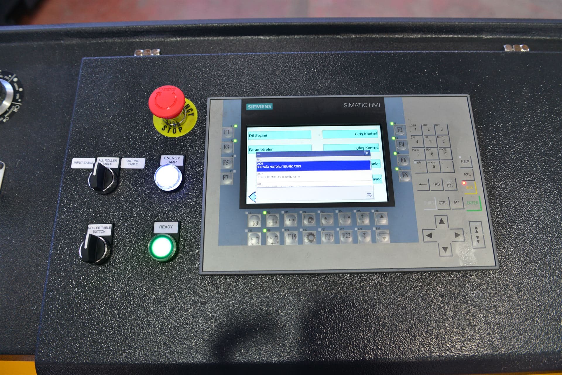 scie UBS S560DG NC 13