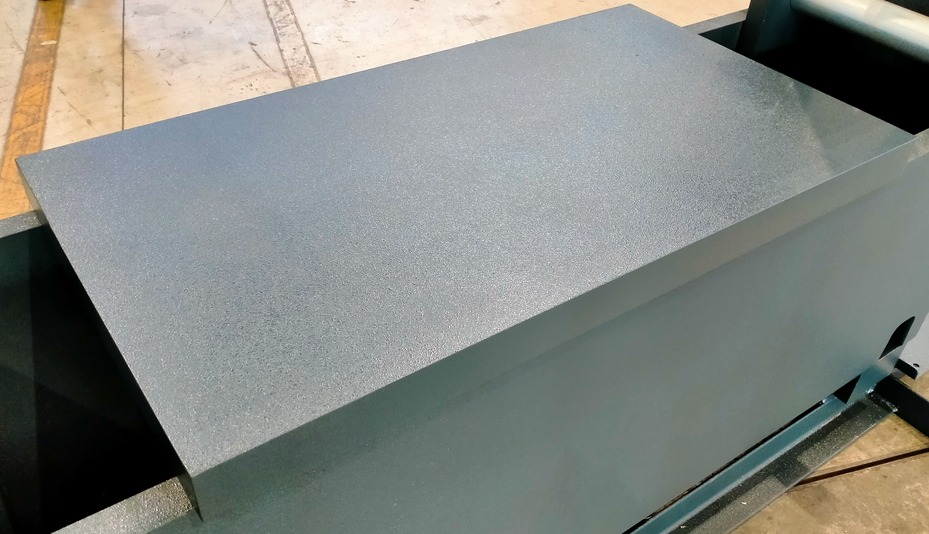 Plaque de support en metal